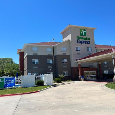 Holiday Inn Express - Wichita North - Park City By Ihg Екстер'єр фото